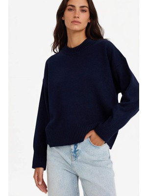 DeFacto Oversize Geniş Kalıp Bisiklet Yaka Triko Kazak F3895AX25WN