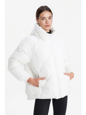 DeFacto Su İtici Oversize Fit Geniş Kalıp Kapüşonlu Fermuarlı Cepli Şişme Mont E9260AX25AU