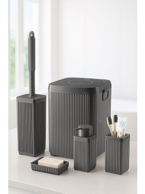 Royal Rain Store Serisi Gri Banyo Seti, 5 Parça Akrilik Kare 5 Litre Çöp Kovası, Sabunluk, Fırçalık Takımı 3462 Gri