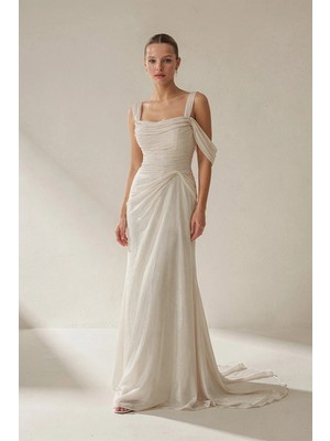 Setre Ekru Bel Detaylı Ince Askı ve Omuz Detaylı Uzun Abiye Elbise