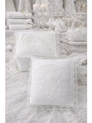 Set Çeyizlik Bohça Damat ve Gelin Için Kadife Hurçlu 2'li Çeyizlik Set