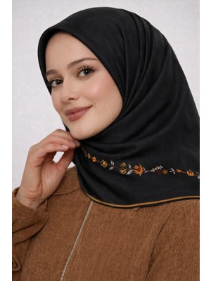 Bonjela Soft Eşarp Minimal Çiçek Desen Siyah Kiremit