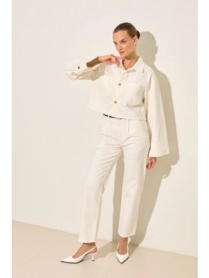 Setre Ekru %100 Pamuk Düğme ve Kol Detaylı Ceket