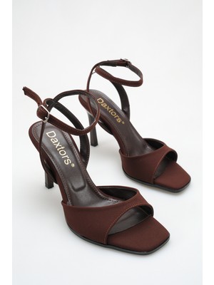 Daxtors D8000 Günlük Ortopedik Kadın Klasik Topuklu Ayakkabı