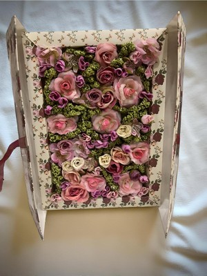 Florivya Design Sevgililer Günü Özel Dekoratif Çiçek Kutusu Tasarım Açılır Çiçek Aranjmanı
