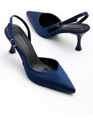 Daxtors Rives Günlük Ortopedik Kadın Klasik Topuklu Ayakkabı