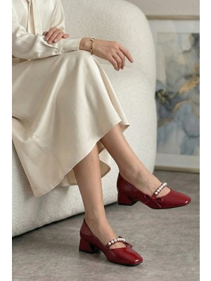 Daxtors D00104 Günlük Ortopedik Klasik Topuklu  Kadın Ayakkabı