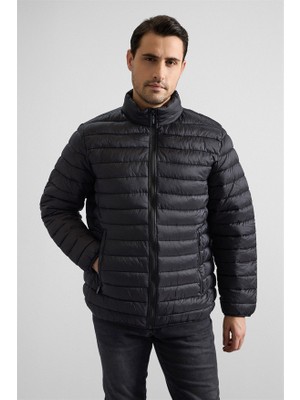 Süvari Siyah Slim Yarım Balıkçı Yaka Yatay Çizgili Yan Cepli Fermuar Elyaf Dolgulu Standart Mont