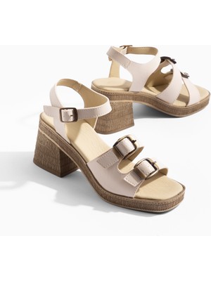 Daxtors Vados Günlük Ortopedik Klasik Topuklu  Kadın Ayakkabı