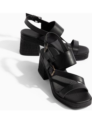 Daxtors Loske Günlük Ortopedik Klasik Topuklu  Kadın Ayakkabı