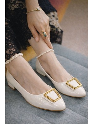 Slipcat Kadın Gold Aksesuarlı Şık Parlak Günlük  Babet