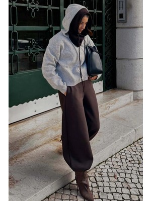 Madmext Acı Kahve Stoperli Barrel Fit Şardonlu Kadın Eşofman Altı MG2687