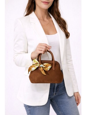 Egem Atelier Klasik Süet Fiyonklu Çanta