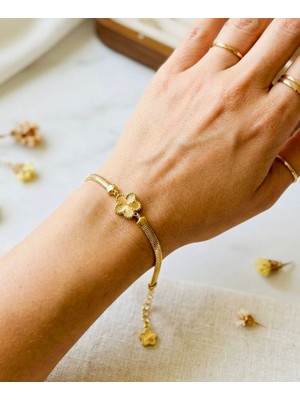 JKmons Yonca Detaylı Altın Rengi Şans Bilekliği