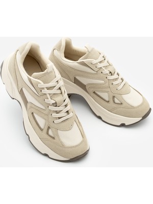 Marjin Kadın Sneaker Yüksek Kalın Taban Çok Parçalı Bağcıklı Spor Ayakkabı Vader Bej Süet