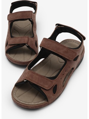 Tonny Black Kadın Taba Rahat Kalıp Poli Taban Çırtlı Sandalet