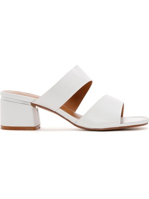 Derimod Kadın Beyaz Kısa Kalın Topuklu Terlik 26SFE460718