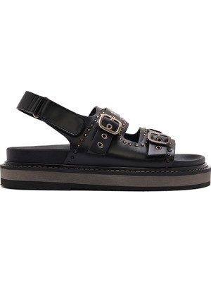 Derimod Kadın Siyah Tokalı Kalın Tabanlı Sandalet 26SFE400918