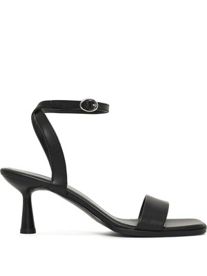 Derimod Kadın Siyah Bilekten Tokalı Ince Topuklu Sandalet 26SFE391618