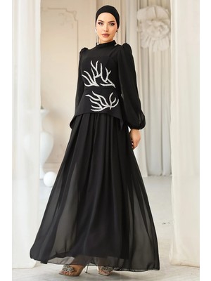 Olcay Önü Taş Desenli Krep ve Şifon Kombinli Tesettür Abiye Elbise SİYAH 1689