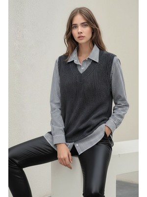 Mamayaga Kadın Uzun Kol Gömlek Yaka Içi Gömlekli Triko Yelekli Spor Şık Gömlek Kazak