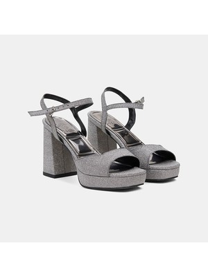 Desa Kadın Platin Simli Platform Topuklu Abiye Ayakkabı