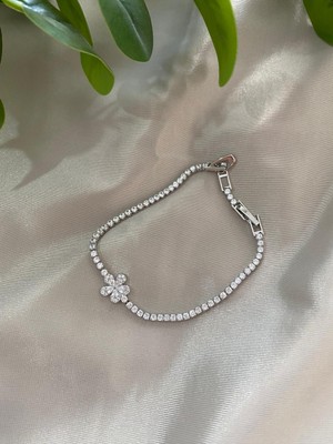 Gümüş Renkpapatya Detay Bileklik