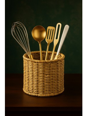Hafif ve Şık Hasır Rattan Kaşıklik, Mutfak Tezgahı Için Ideal Düzenleyici