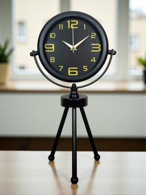 Siyah Metal Gold Rakamlı Üç Ayaklı Masa Saati