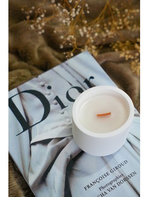 Dekoratif Beton Kasede Yasemin Kokulu, Ahşap Fitilli Mum