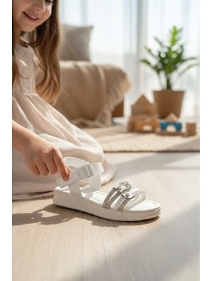 Enoch Taş Işlemeli ve Boncuk Detaylı Kız Çocuk Sandalet