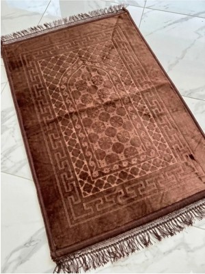 Tusebu "lüks Kadife Dokulu Mihrap Desenli Çeyizlik Seccade - Yumuşak Namaz Seccade