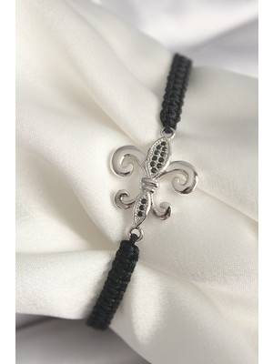 Nemere Pirinç Gümüş Renk Zirkon Taş Işlemeli Zambak Model Asansörlü Makrome Model Kadın Bileklik