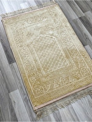 Tusebu "lüks Kadife Dokulu Mihrap Desenli Çeyizlik Seccade - Yumuşak Namaz Seccade