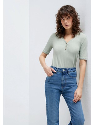 Mavi V Yaka Yeşil Örme Tişört 1613761-70113