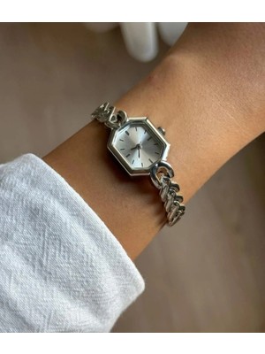 Gümüş Renk Minimal Kadın Saat