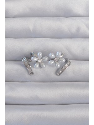 MiraLive Pirinç Gümüş Renk Zirkon Taşlı Kıvrımlı Inci Çiçek Küpe - TJ-BKP9276