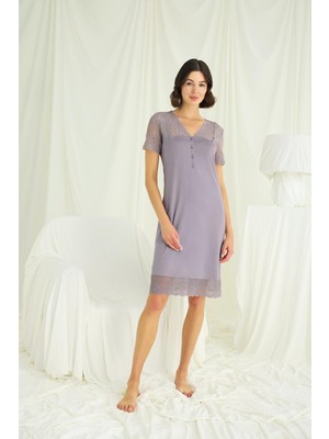 Giyim Yakası Kolu ve Omzu ve Eteği Dantelli Önü Düğmeli Gecelik Beruflic