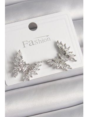 MiraLive Pirinç Gümüş Renk Zirkon Taşlı Kelebek Model Kadın Küpe - TJ-BKP9908