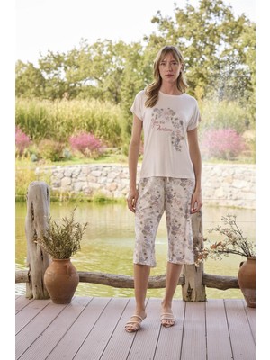 Giyim Çiçek Desenli ve Baskılı "you Are Awesome" Kapri Takımı Beruflic