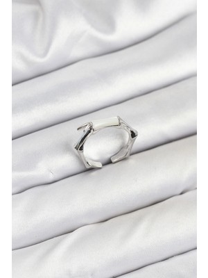 MiraLive Pirinç Gümüş Renk Kemik Model Kadın Yüzük - TJ-BYK3849