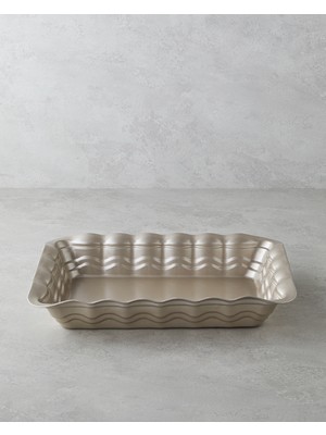 Karbon Çelik Dikdörtgen Fırın Kabı 38X27 cm Şampanya Renk