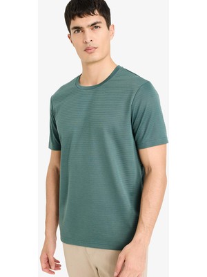 DeFacto Slim Fit Bisiklet Yaka Kısa Kollu Basic Tişört M6608AZ26SP