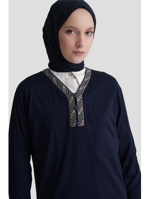 Armine Penye Lacivert