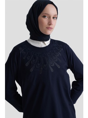 Armine Penye Lacivert