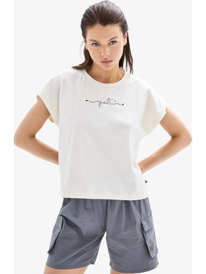 Blackspade Kadın Crop T-Shirt 60627 - Krem