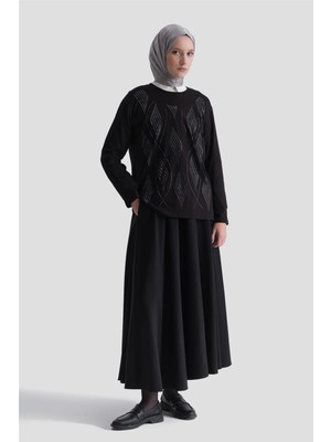 Armine Penye Siyah
