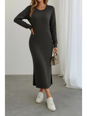 MiraLive Miray- Kadın Uzun Kollu Bisiklet Yaka Yırtmaç Detay Triko Midi Boy Elbise