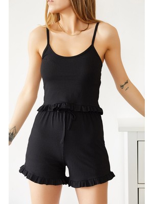 Hakke Askılı Fırfırlı Pijama Takımı