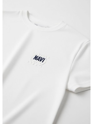 Kadın Mavi Logo Tişört Beyaz Renk Kısa Kol Pamuklu Klasik Fit Günlük Stil